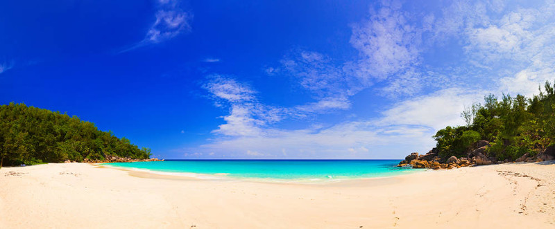 海灘安斯喬其紗全景；塞舌爾