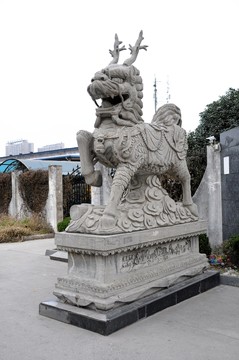 石雕麒麟