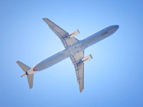 飛機(jī)