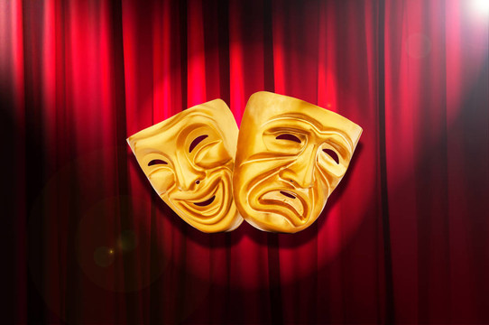 帶面具的戲劇表演概念