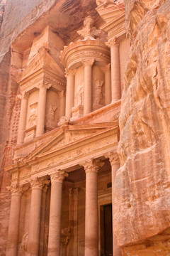財政部- Petra