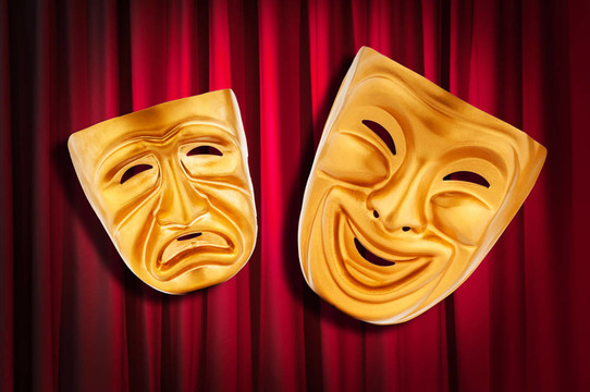 帶面具的戲劇表演概念