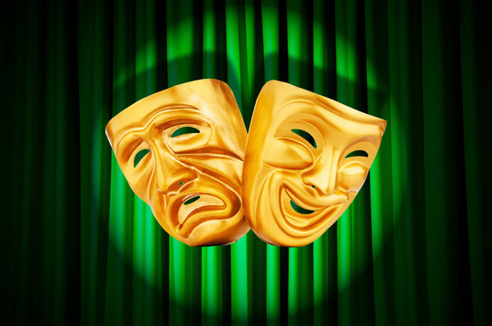 帶面具的戲劇表演概念