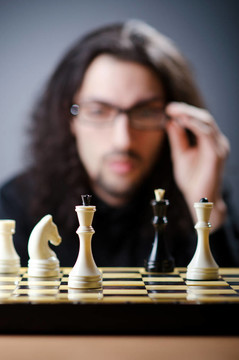 棋手玩他的游戲