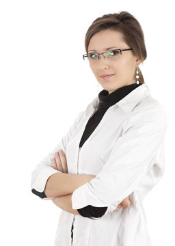 年輕的attrractive女人戴眼鏡；白色背景