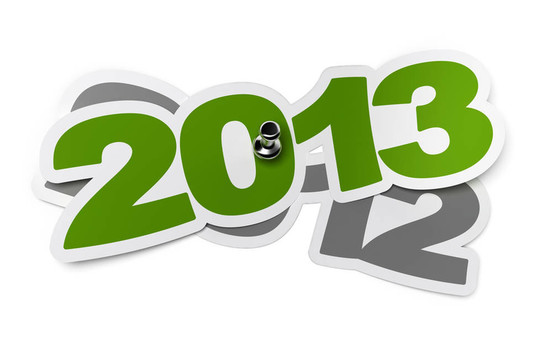 2013 -二千零一十三綠色貼紙超過2012二千零一十二；白色背景，陰影和圖釘