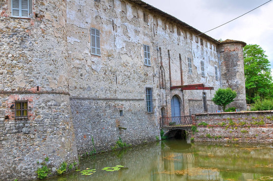 lisignano城堡。東西。Emilia Romagna。意大利.