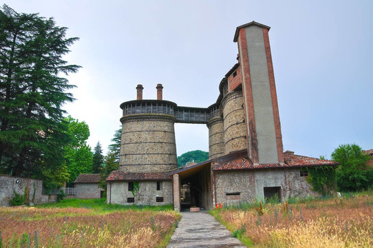 舊爐。Ponte dell Olio。Emilia Romagna。意大利.