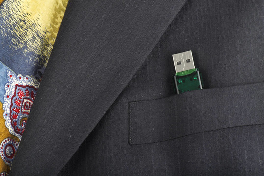 在夾克的USB Key
