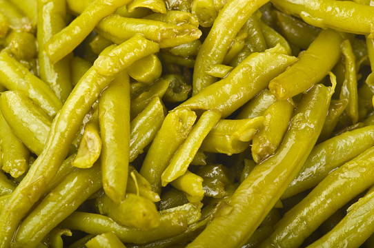 用橄欖油調(diào)味的青豆