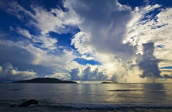 Cloudscape和海景觀