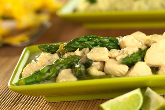 蘆筍和Chicken Fricassee