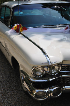 舊的婚禮車