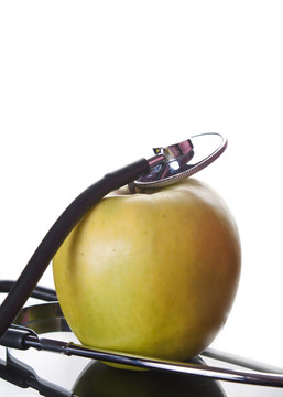 苹果和听诊器
