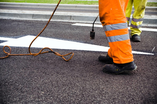 道路施工與涂裝