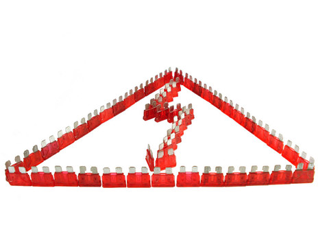 標(biāo)志危險；由保險絲構(gòu)成