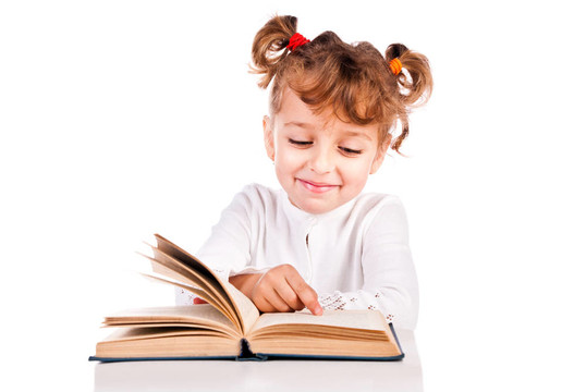 女孩讀書
