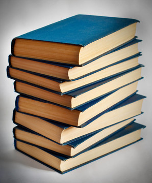 堆書