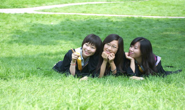三亞洲女孩