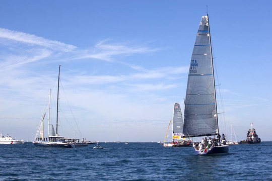 2010的里雅斯特Barcolana帆船賽；