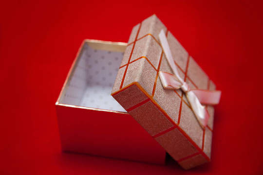 帶絲帶的禮品盒