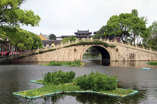 湖橋