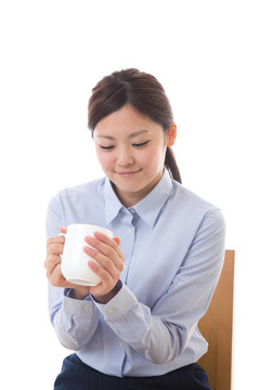 年輕的商人打破