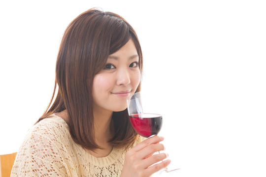喝酒的女人