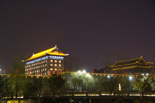 西安永寧門箭樓夜景