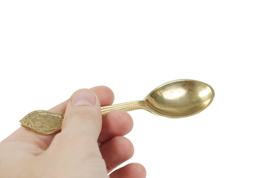 手中的金湯匙