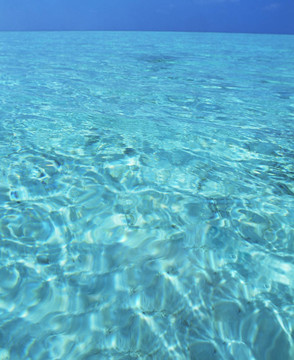 美麗的藍色加勒比海海水
