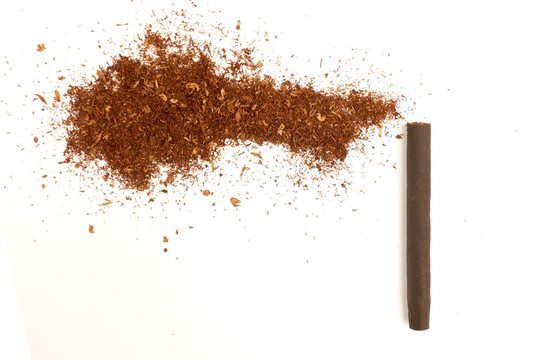 小雪茄煙
