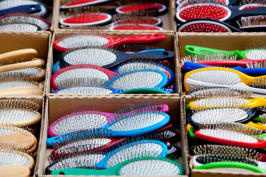 Combs。不同類型的梳子