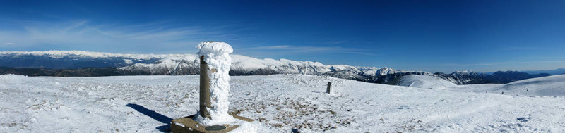 雪山山脈