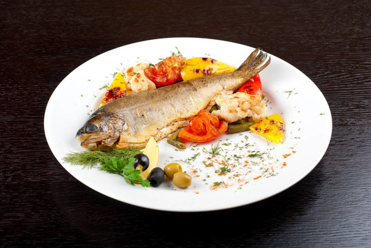 虹鱒魚