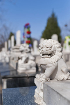中國(guó)清明掃墓