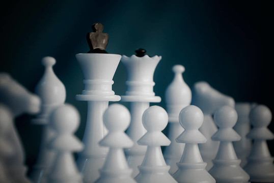 深藍背景棋