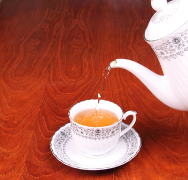 茶杯和茶壺