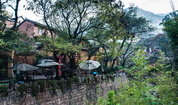 諾鄧村農(nóng)家樂