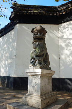 石獅子