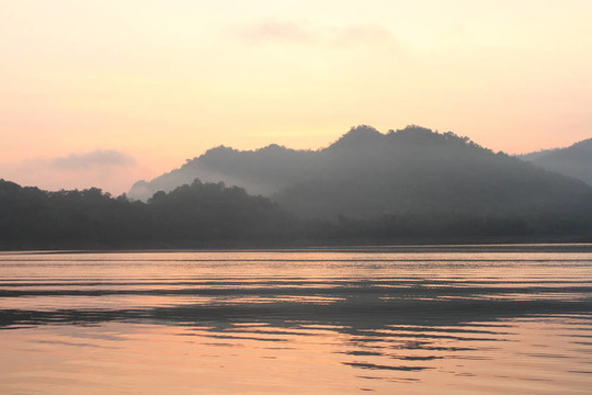 湖景觀