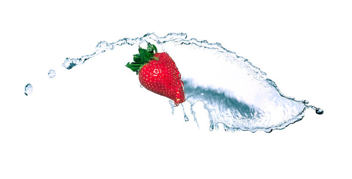 Strawberry和水