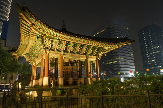 漢城中部的寺廟
