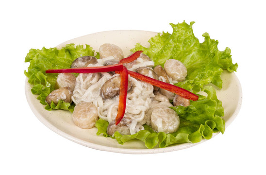 受歡迎的日本菜；干貝和蘑菇