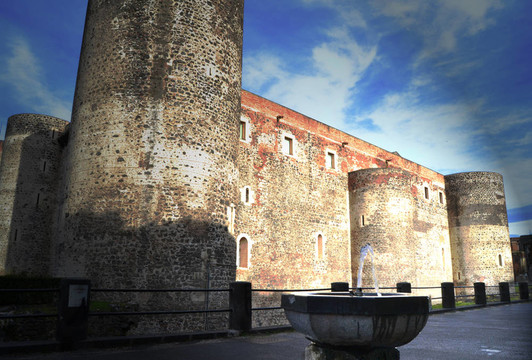 Catania的Castle Ursino；西西里島