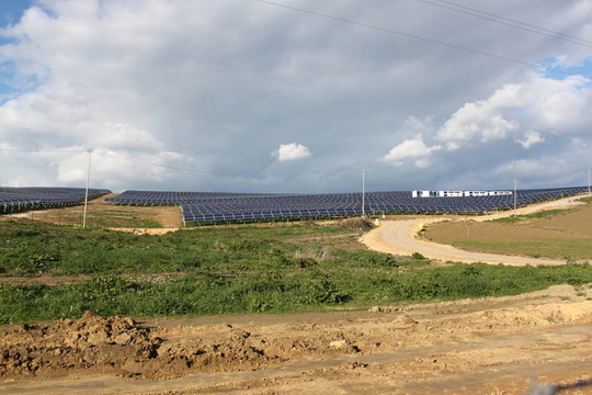 太陽(yáng)能電池板