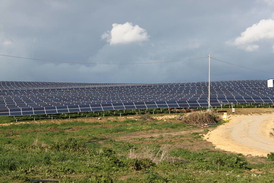 太陽(yáng)能電池板