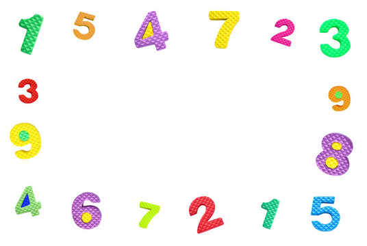 在白色背景上孤立的數(shù)字拼圖