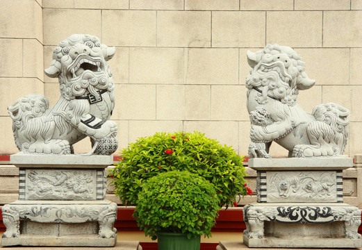 獅子雕像