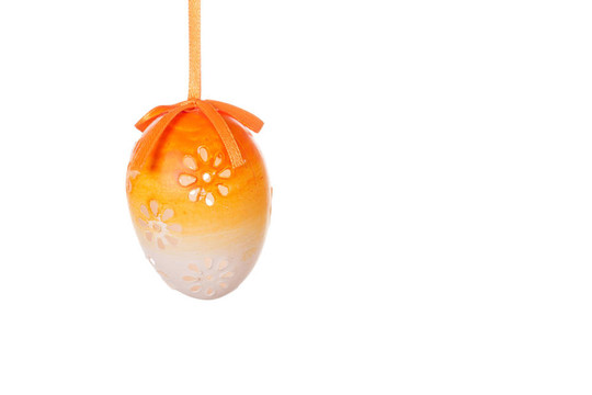 帶白色背景的節(jié)日弓復(fù)活節(jié)彩蛋